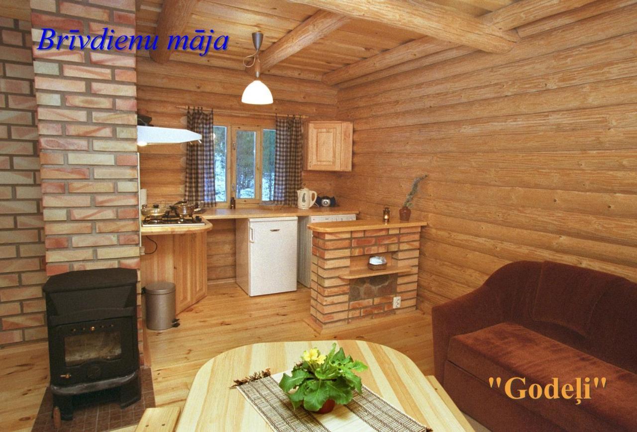 Atputas Komplekss Godeli أوسما المظهر الخارجي الصورة